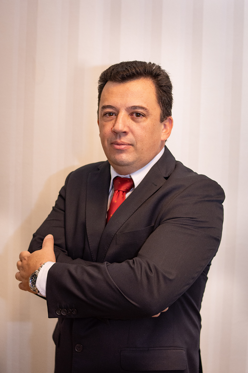 Clique para ver o perfil do Dr. Gustavo Dalri Caleffi